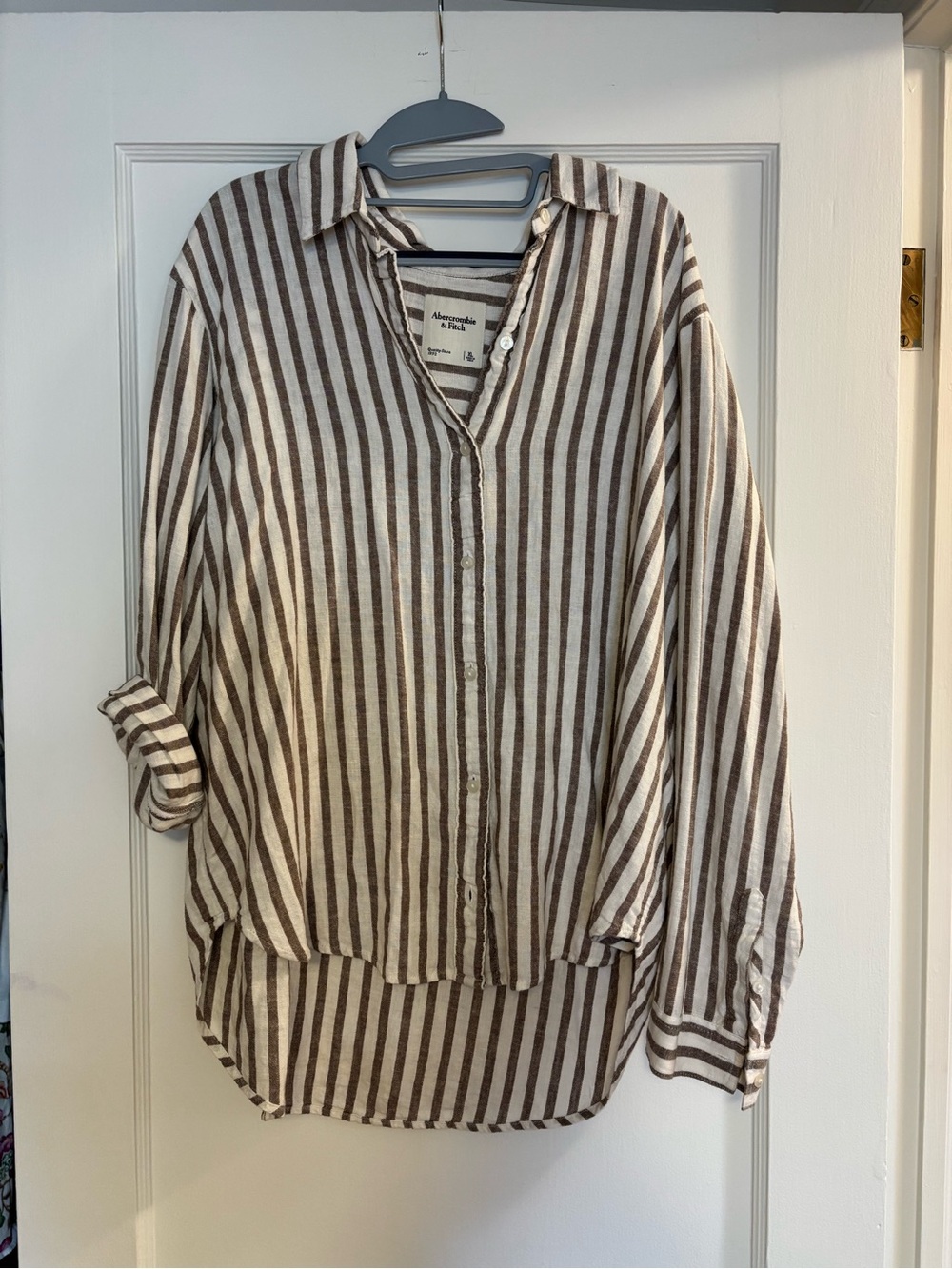 Abercrombie & Fitch Brown & White Striped Button-Up Shirt